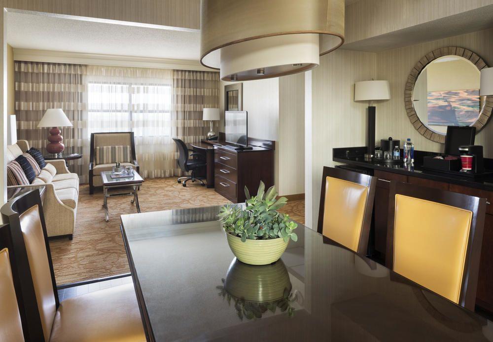 Minneapolis Marriott Northwest Brooklyn Park Extérieur photo