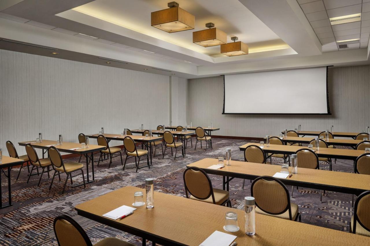 Minneapolis Marriott Northwest Brooklyn Park Extérieur photo