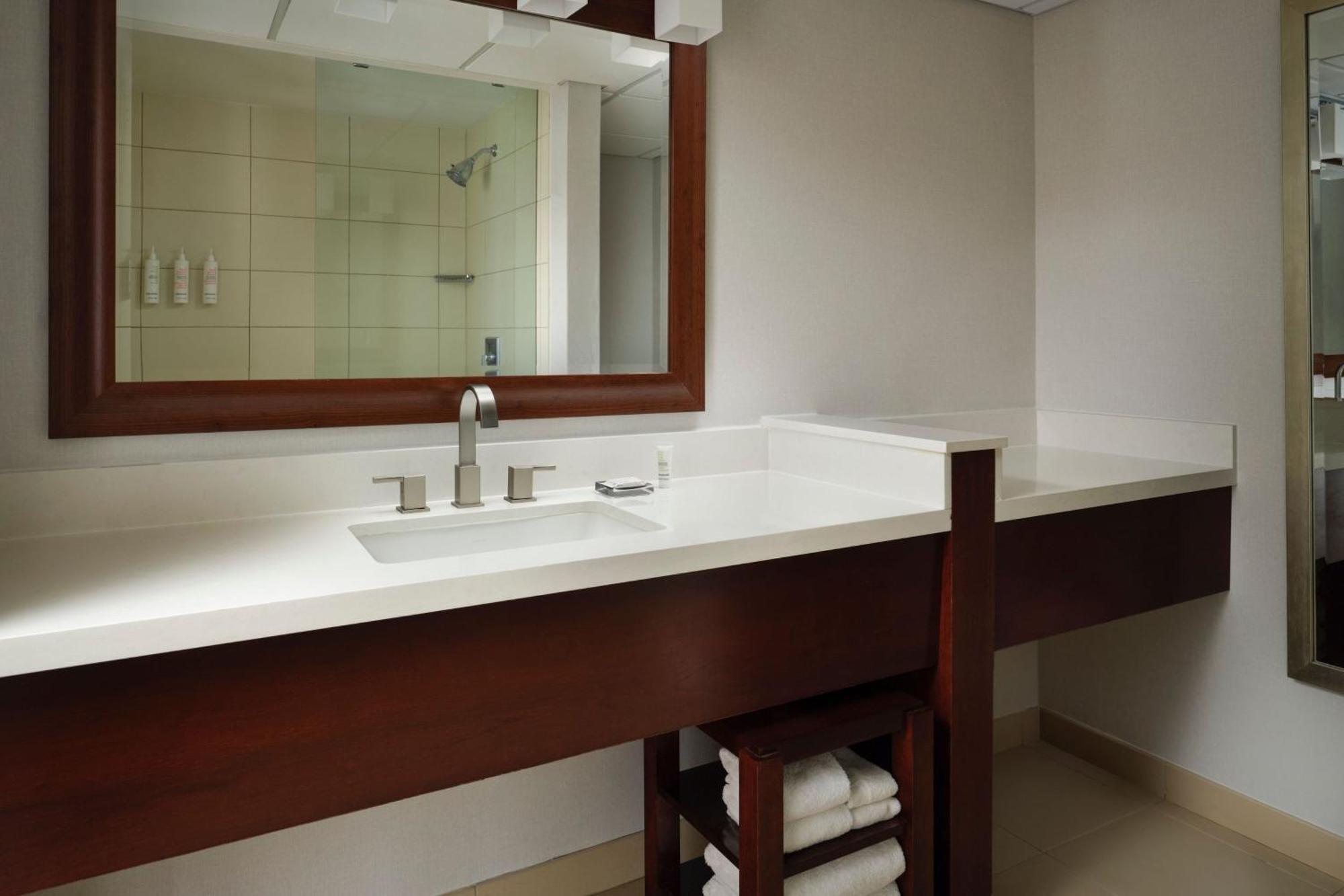 Minneapolis Marriott Northwest Brooklyn Park Extérieur photo
