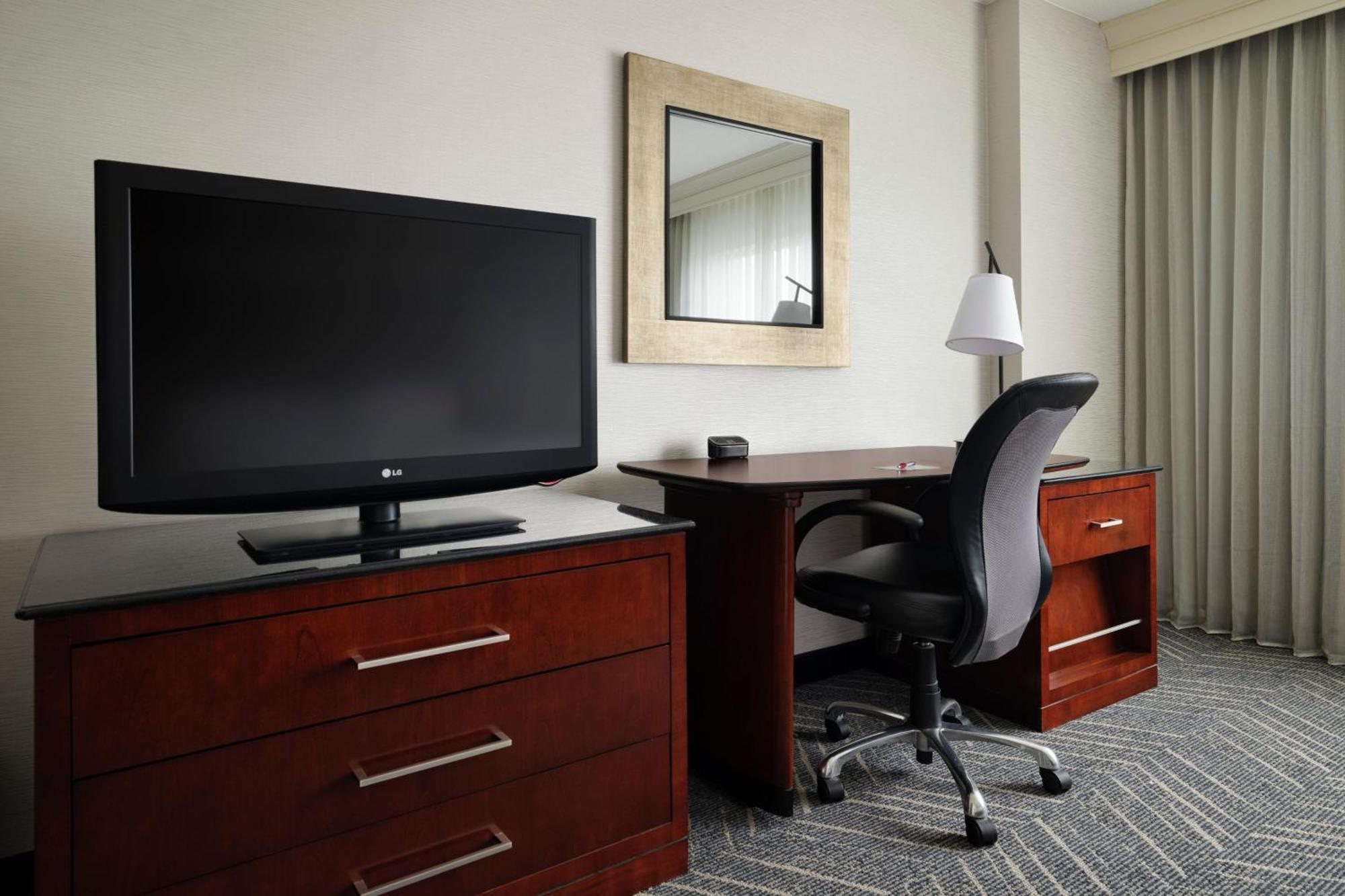 Minneapolis Marriott Northwest Brooklyn Park Extérieur photo