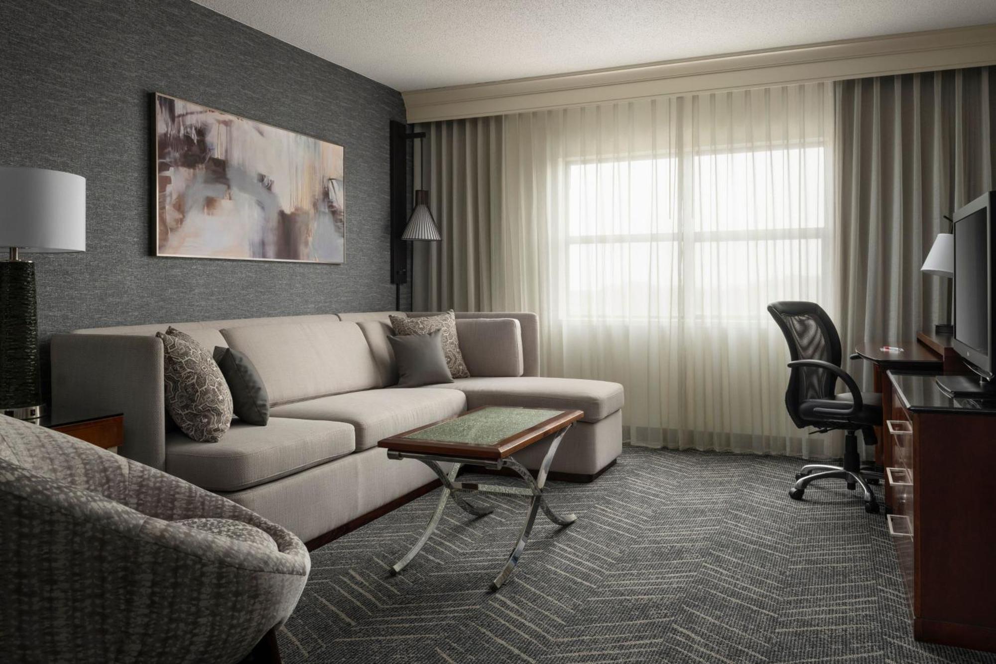 Minneapolis Marriott Northwest Brooklyn Park Extérieur photo